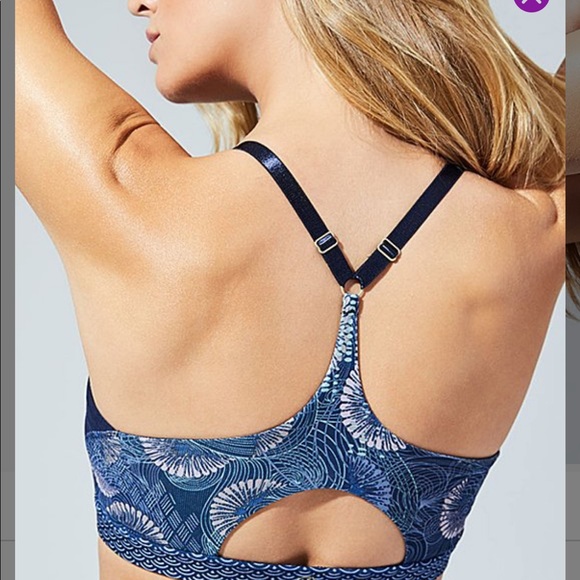 MPG sports bra - Picture 3 of 4